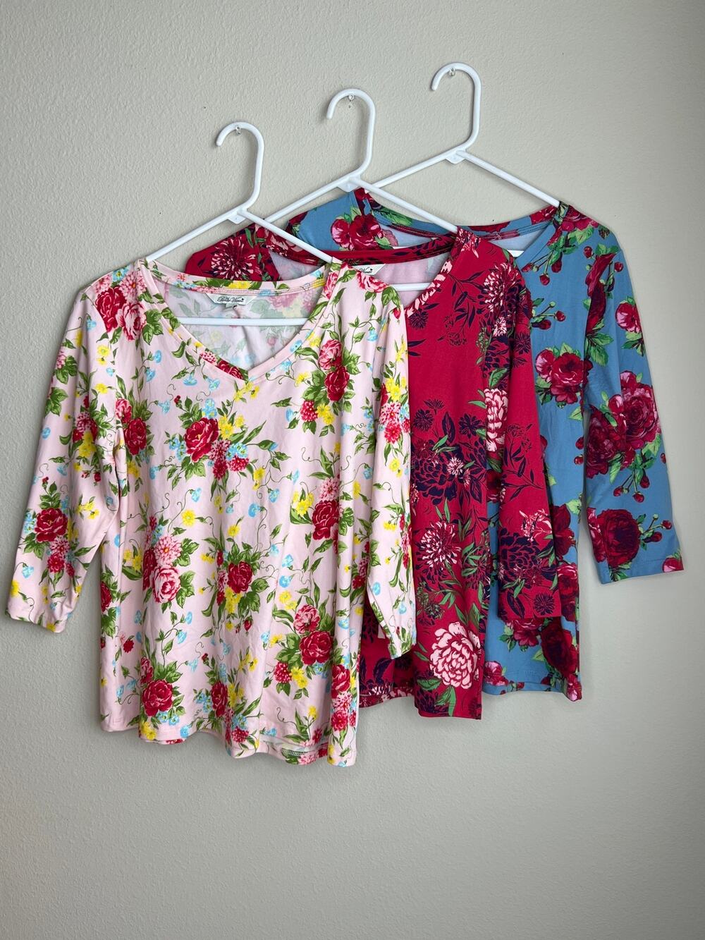 The Pioneer Woman V-Neck 3/4 Sleeve Floral Knit Top Lot of 3 Size Small Bundle